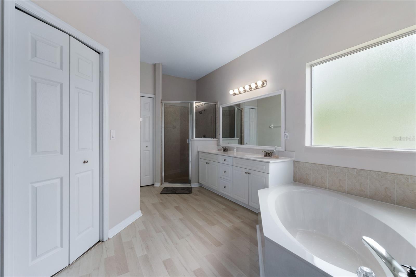 2 SEAFARER CT, PALM COAST, FL, 32164