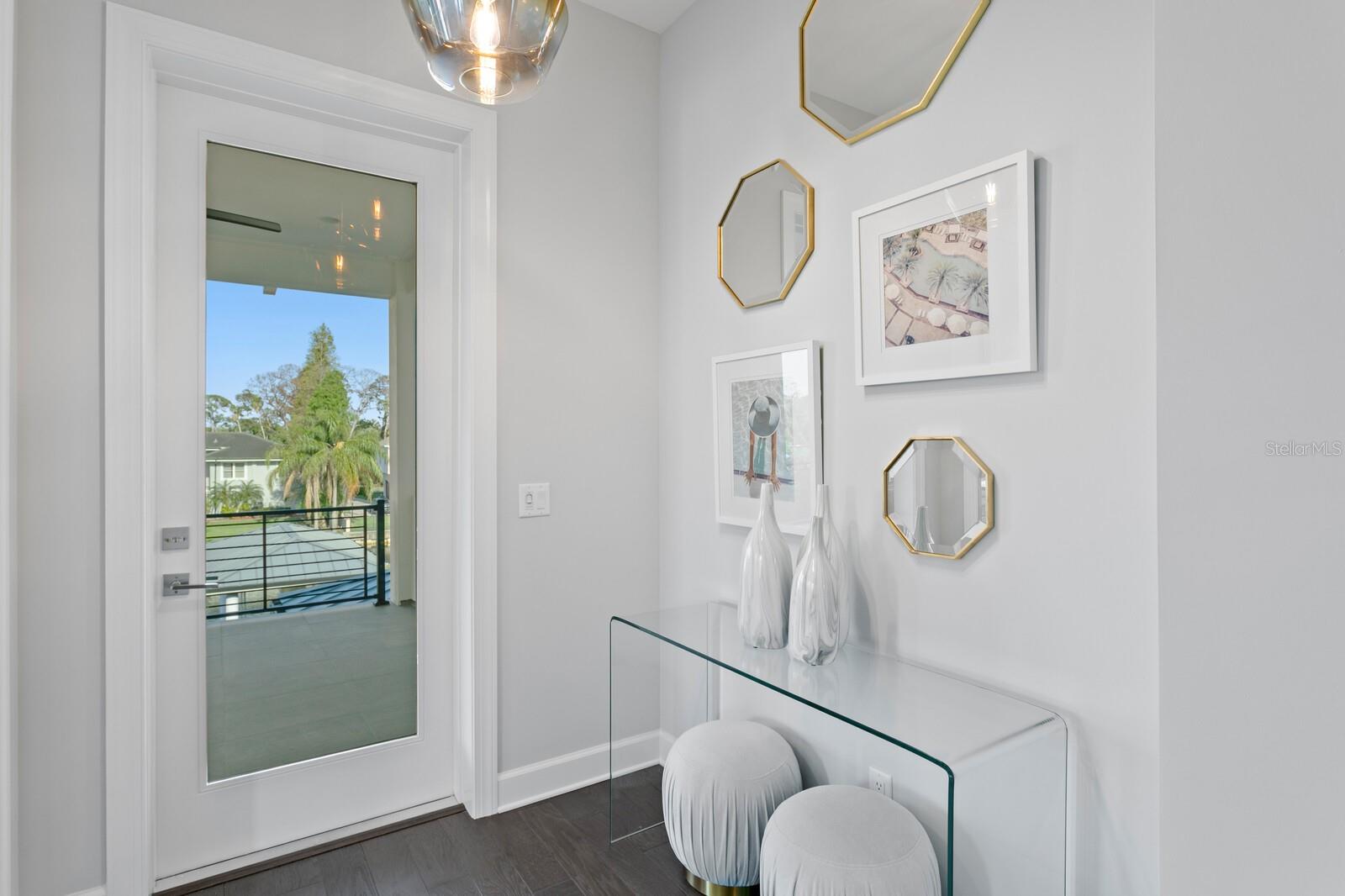 5004 S THE RIVIERA, TAMPA, FL, 33609
