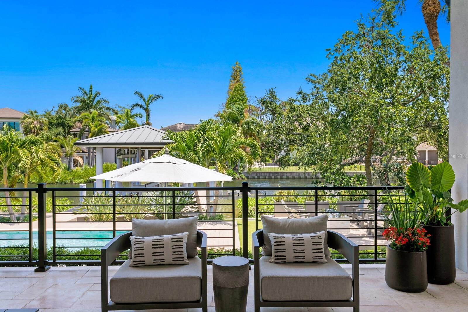 5004 S THE RIVIERA, TAMPA, FL, 33609