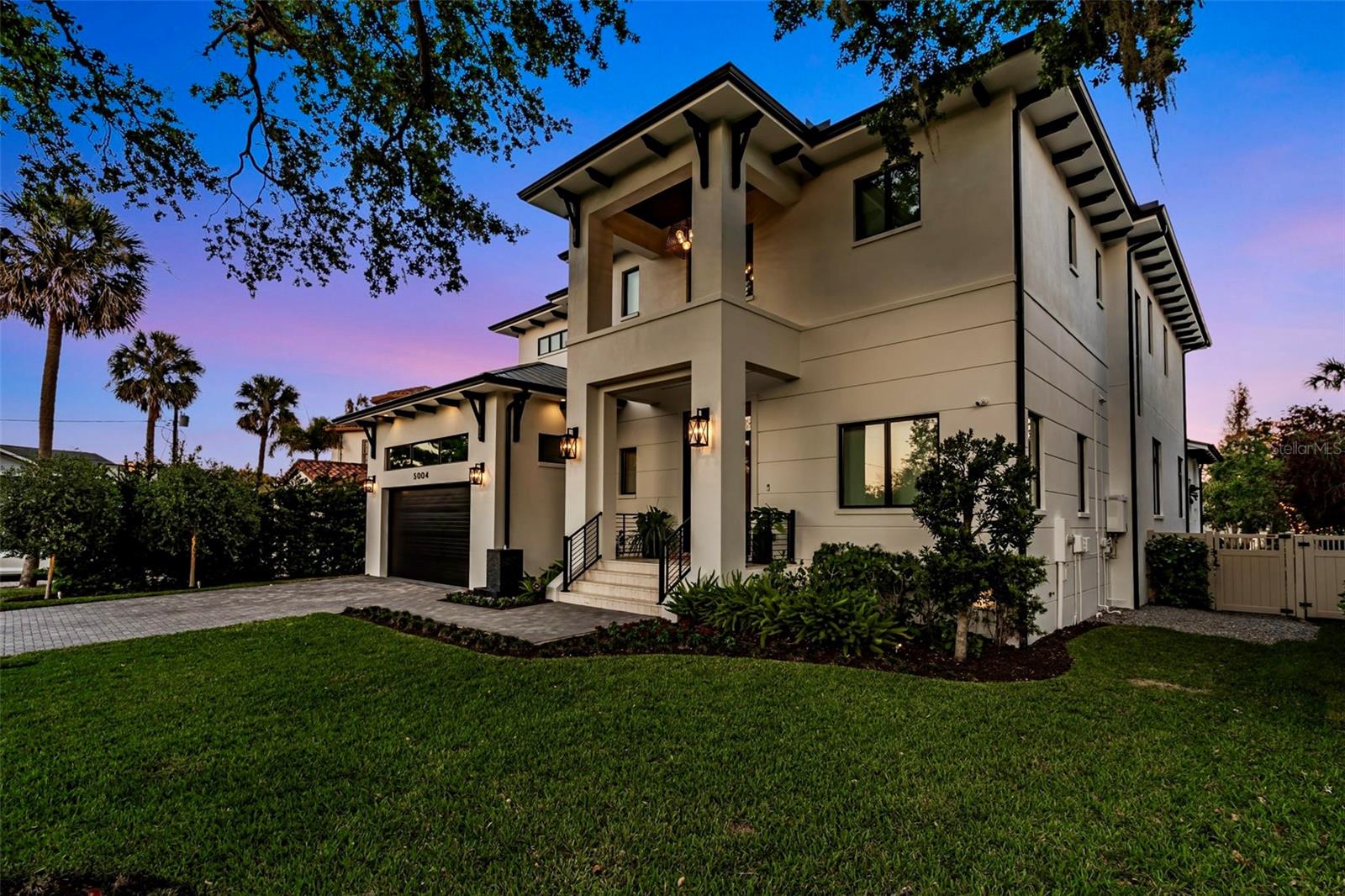 5004 S THE RIVIERA, TAMPA, FL, 33609
