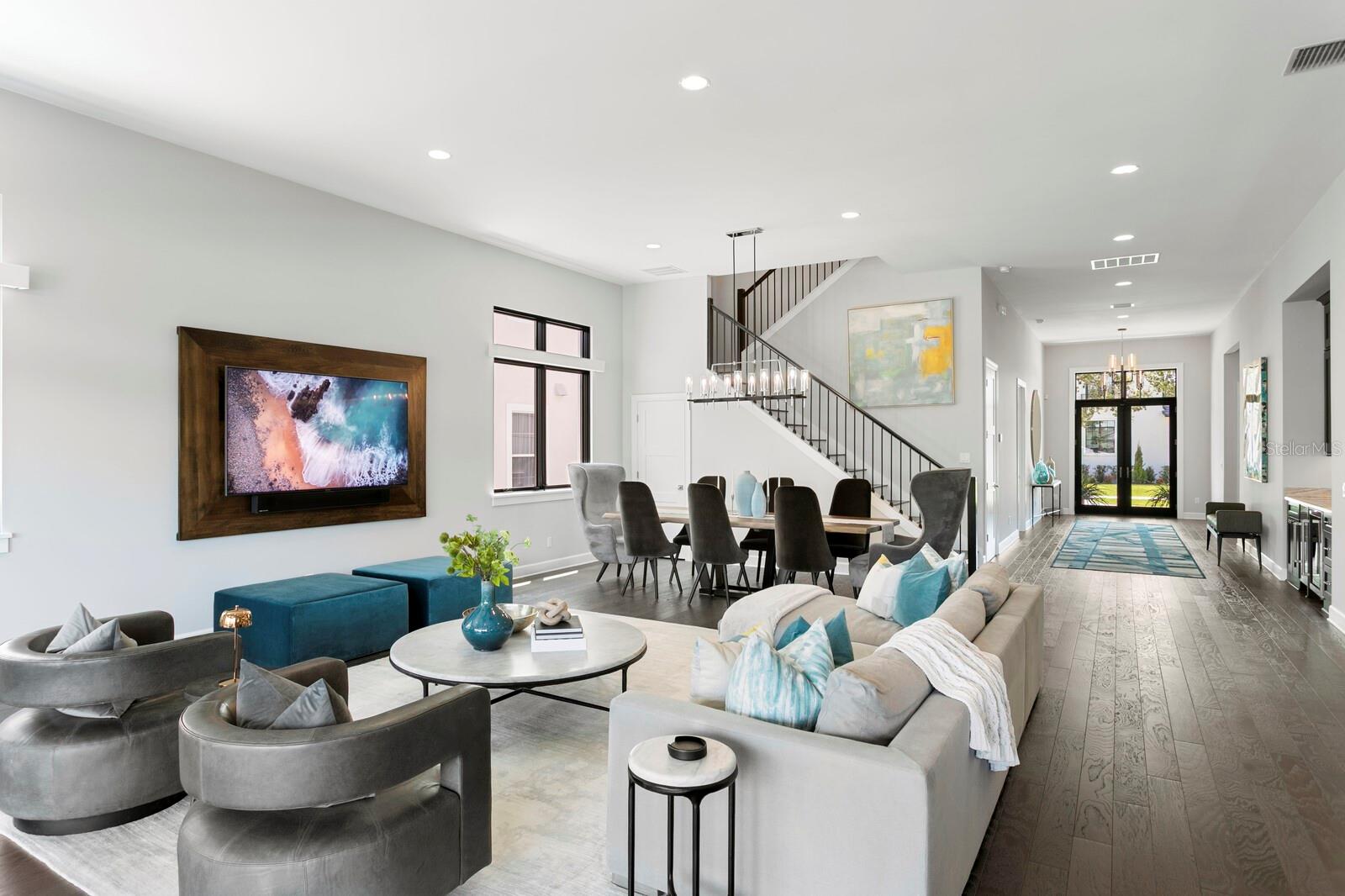 5004 S THE RIVIERA, TAMPA, FL, 33609
