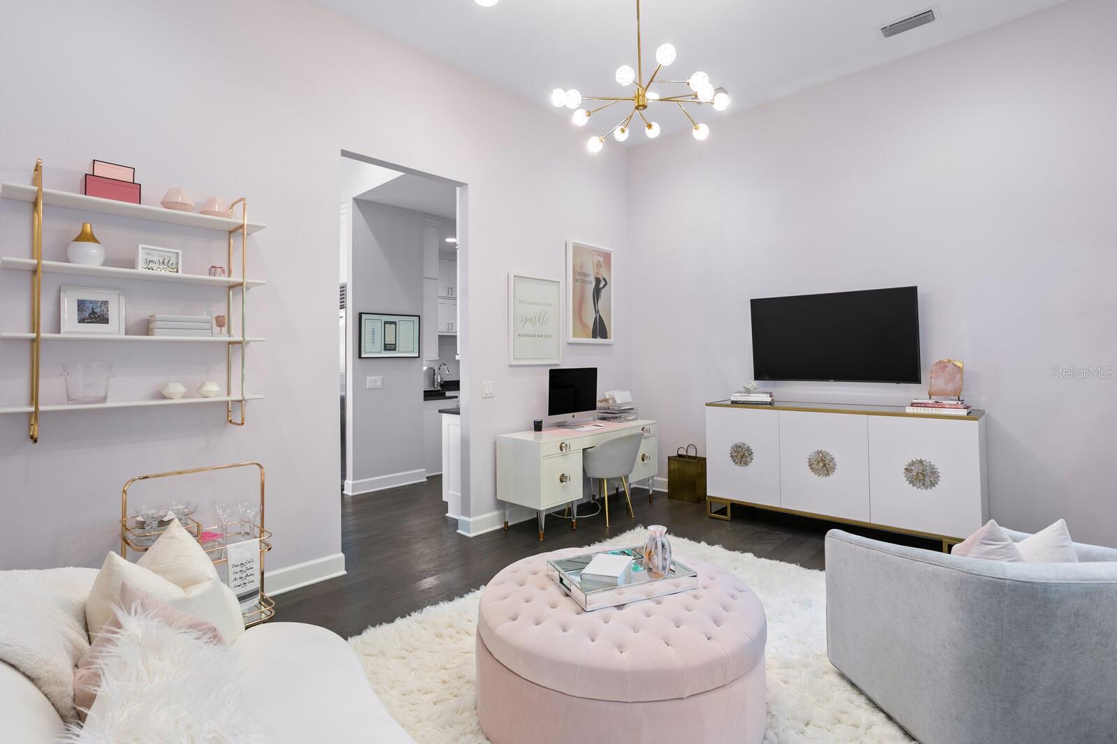 5004 S THE RIVIERA, TAMPA, FL, 33609