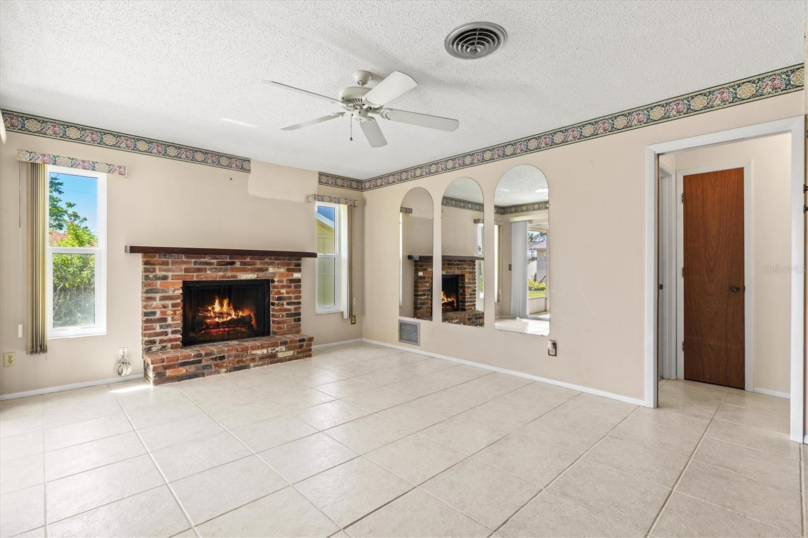 1104 RIVIERA ST, VENICE, FL, 34285