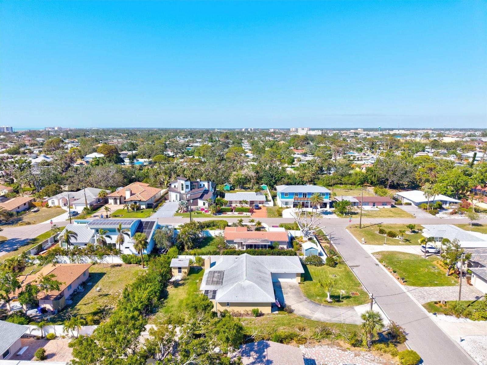 1104 RIVIERA ST, VENICE, FL, 34285