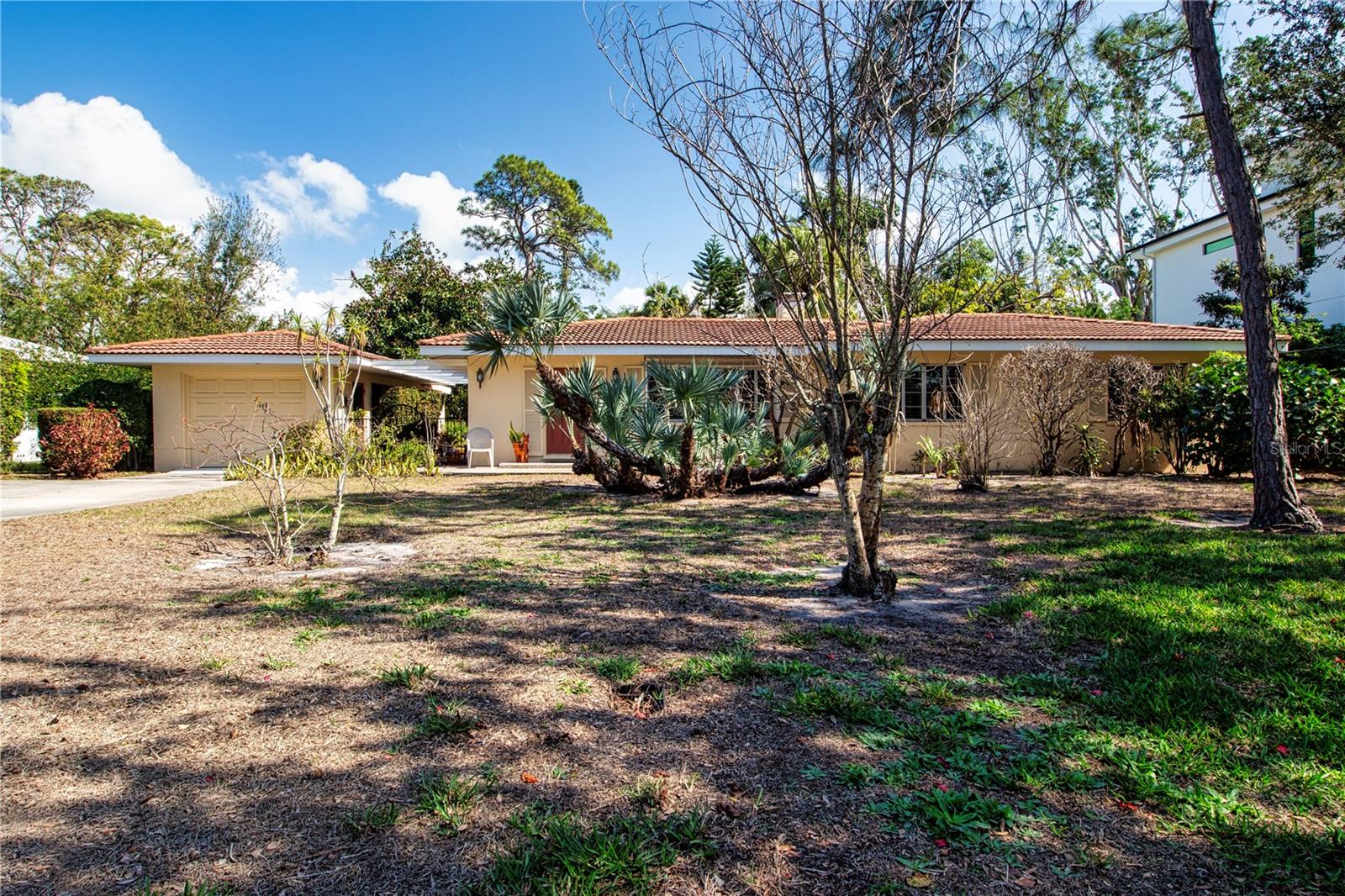 A4640341 Property Photo