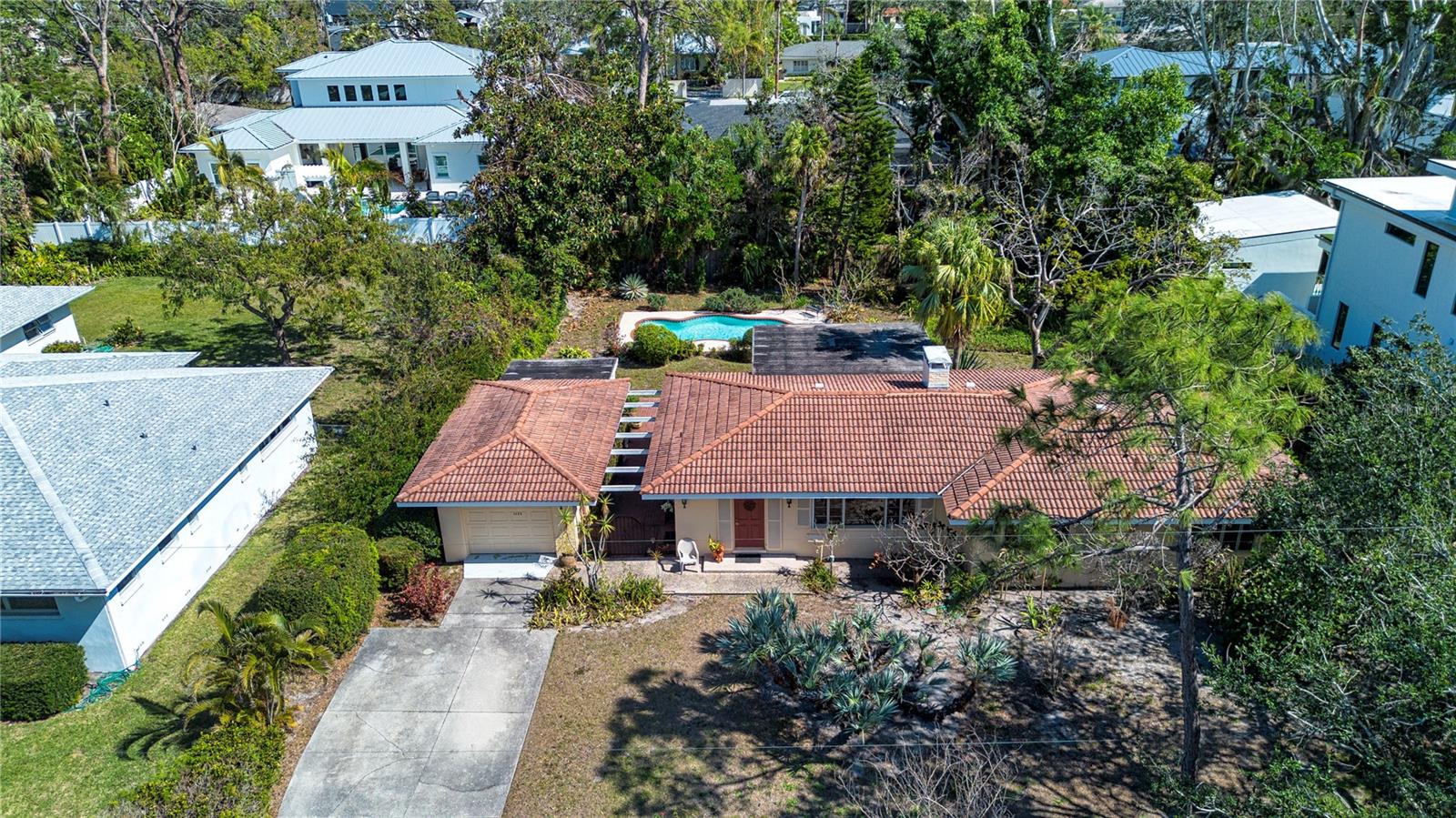 A4640341 Property Photo