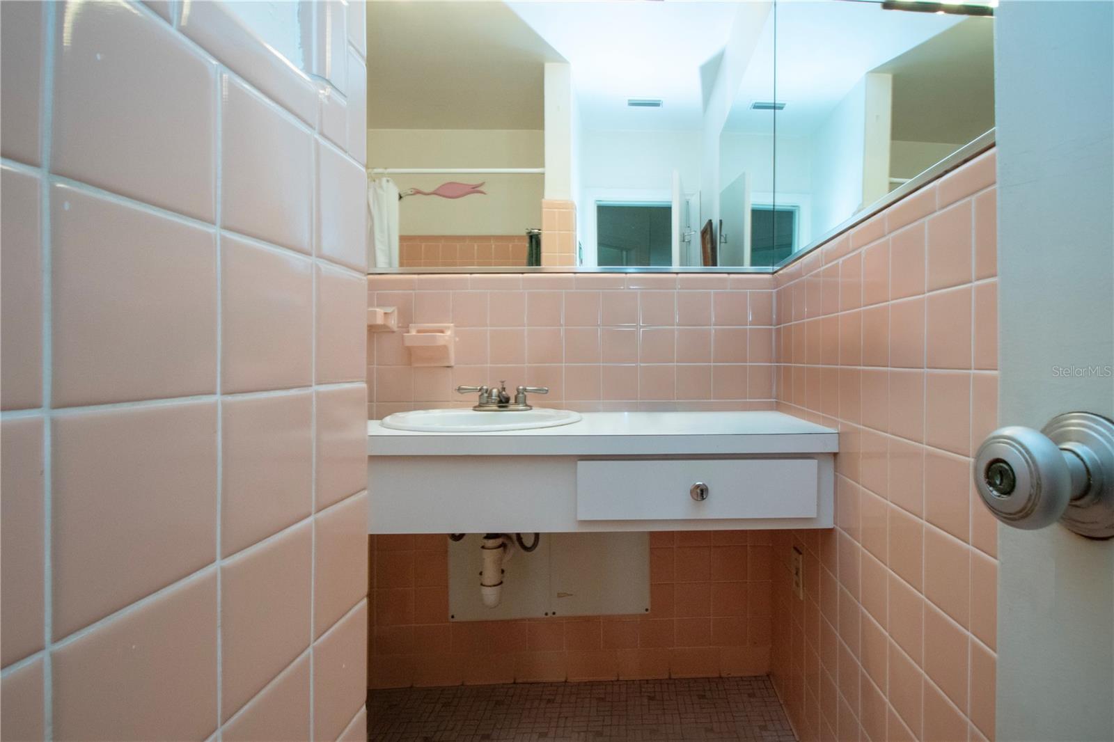 A4640341 Property Photo