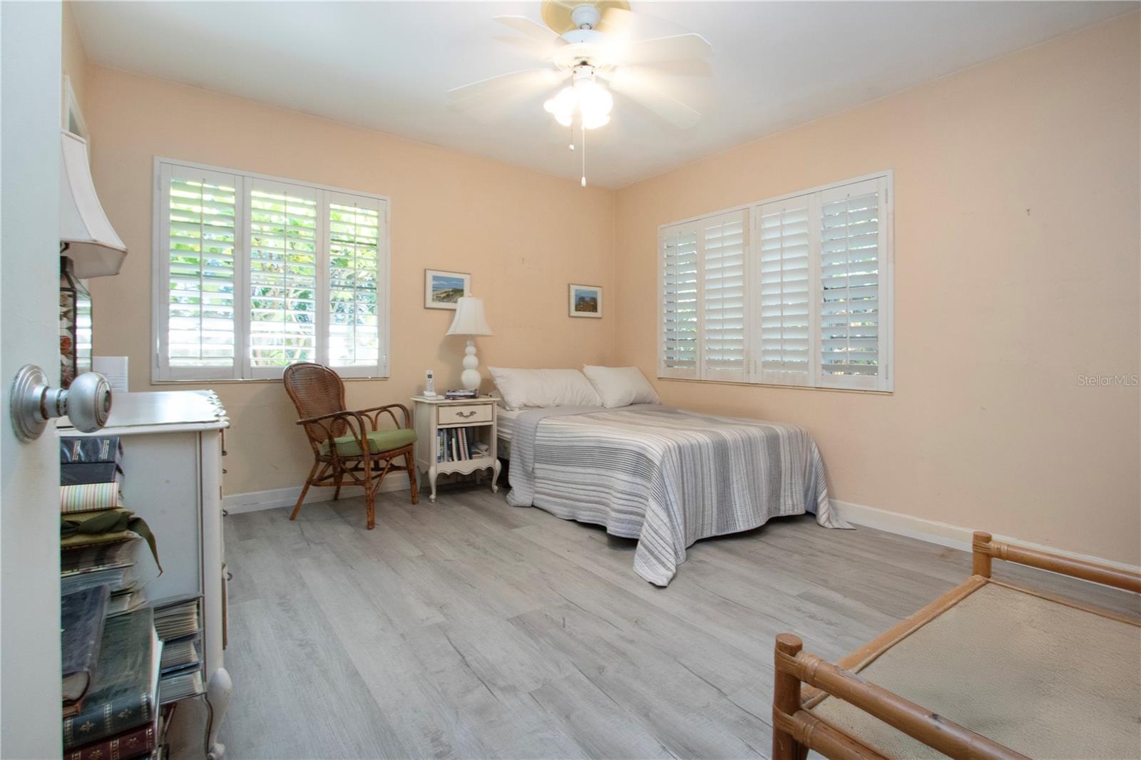 A4640341 Property Photo
