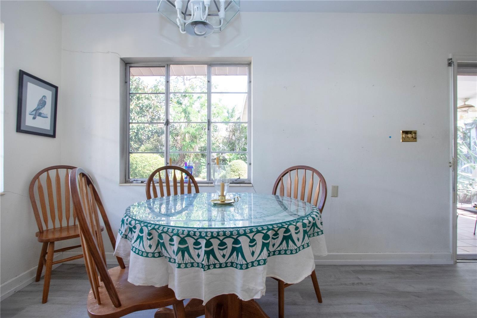 A4640341 Property Photo