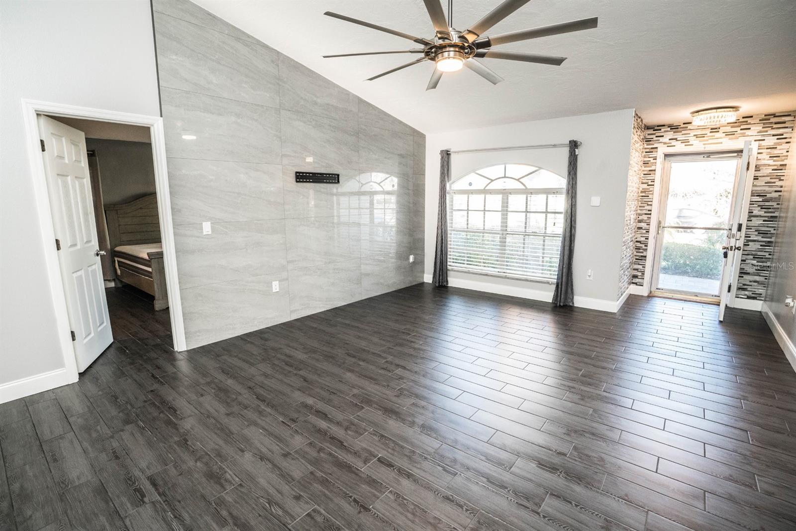 2834 56TH AVENUE CIR E, BRADENTON, FL, 34203