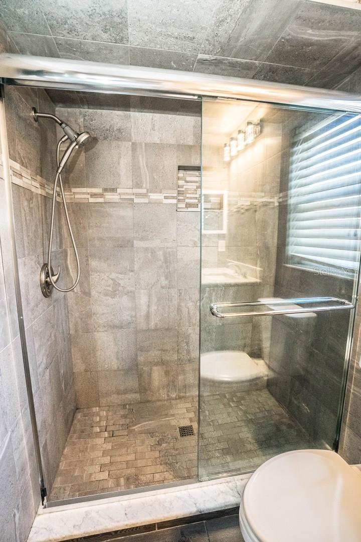 2834 56TH AVENUE CIR E, BRADENTON, FL, 34203