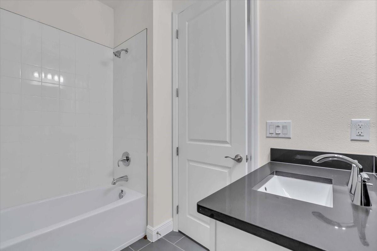 9258 GULF HAVEN DR, PARRISH, FL, 34219