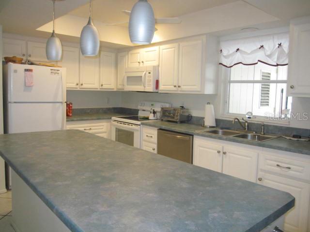 6227 GREEN VIEW CIR #77, SARASOTA, FL, 34231