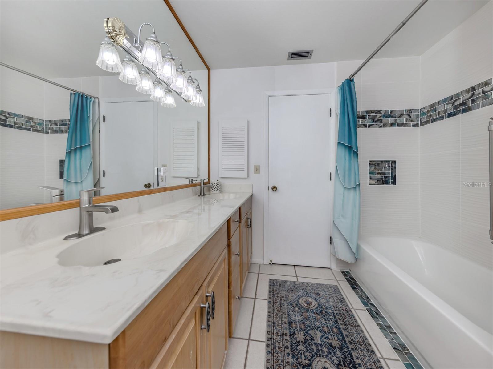 641 VERROCCHIO DR, NOKOMIS, FL, 34275