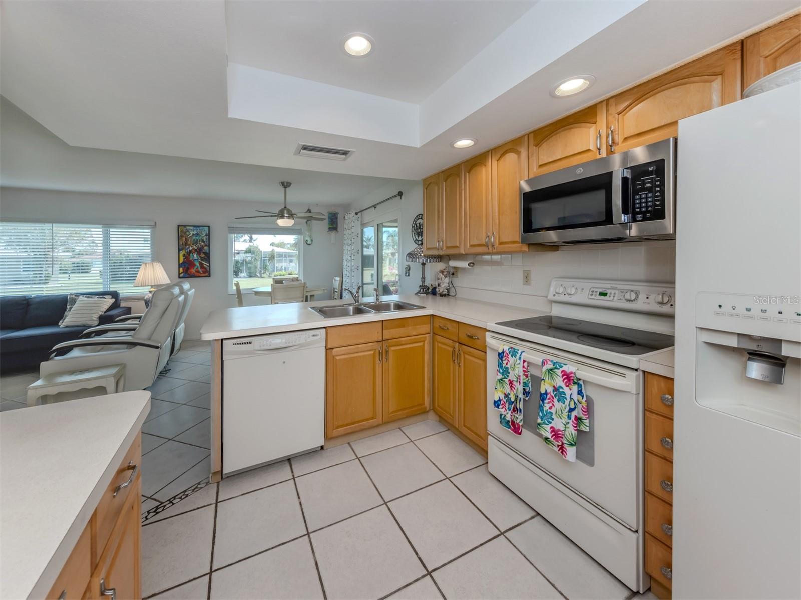 641 VERROCCHIO DR, NOKOMIS, FL, 34275