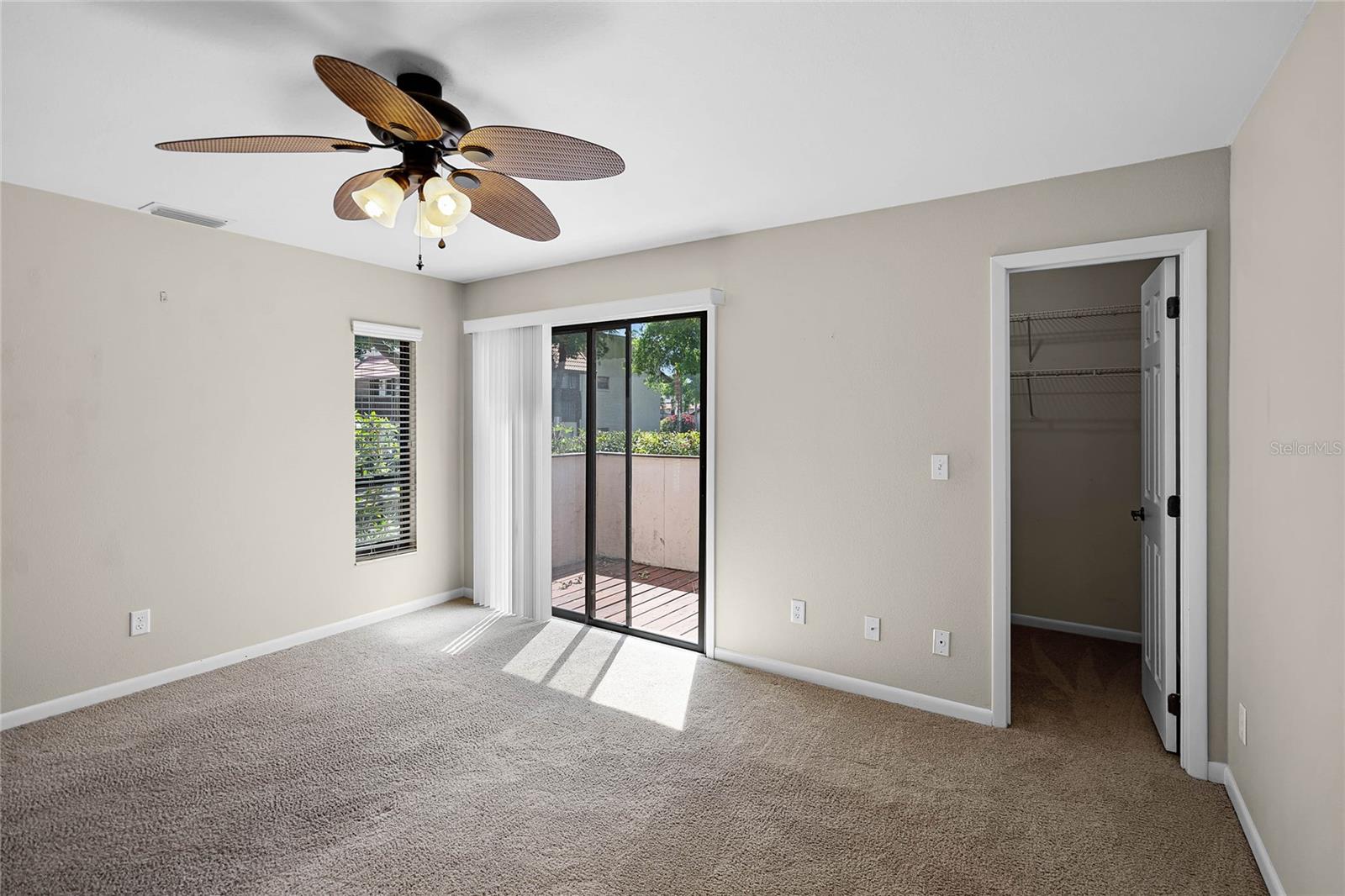 7016 VILLAGE DR, LAKE WALES, FL, 33898