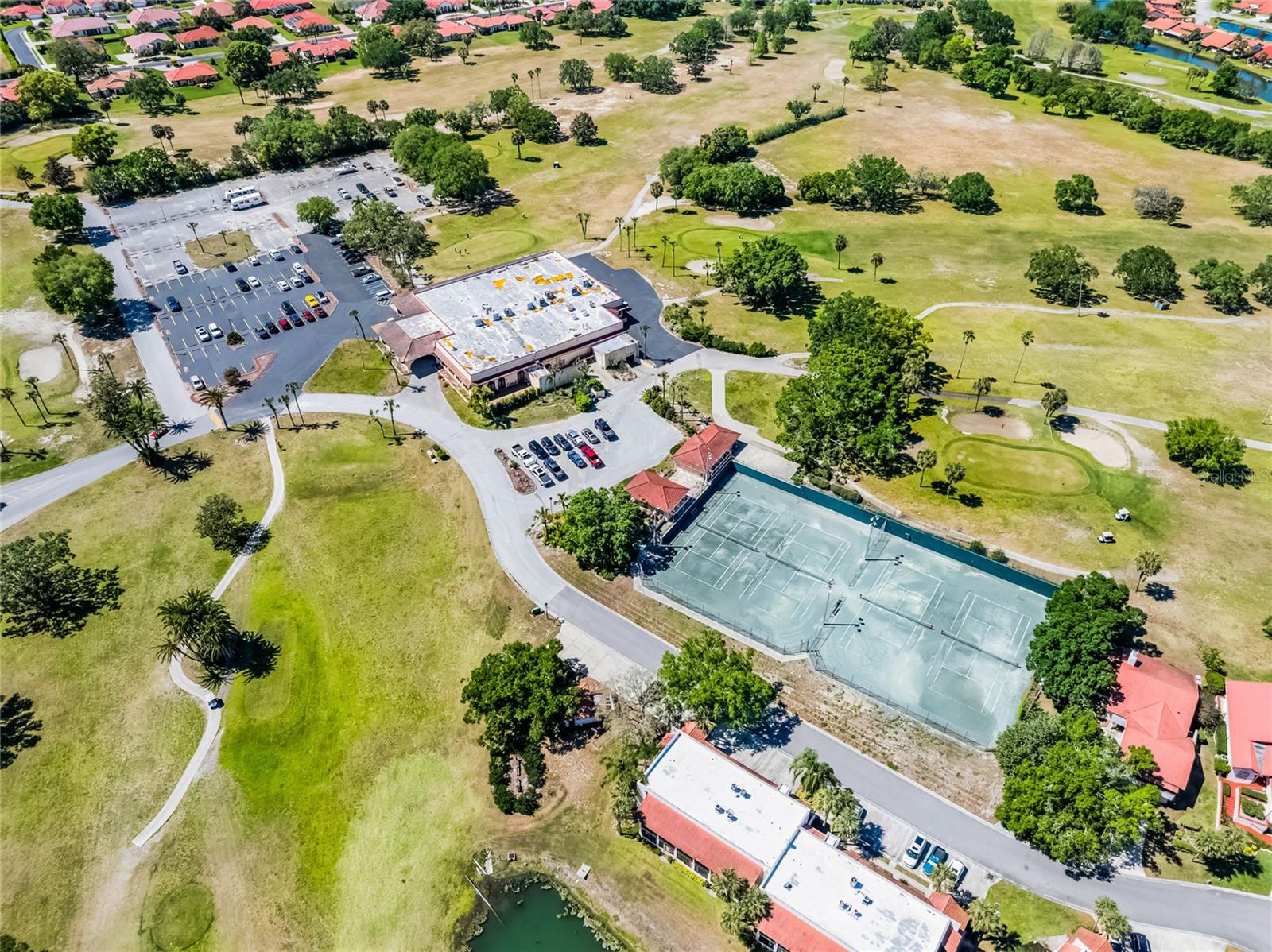 7016 VILLAGE DR, LAKE WALES, FL, 33898