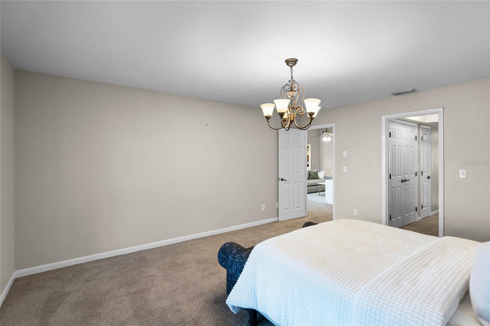 7016 VILLAGE DR, LAKE WALES, FL, 33898