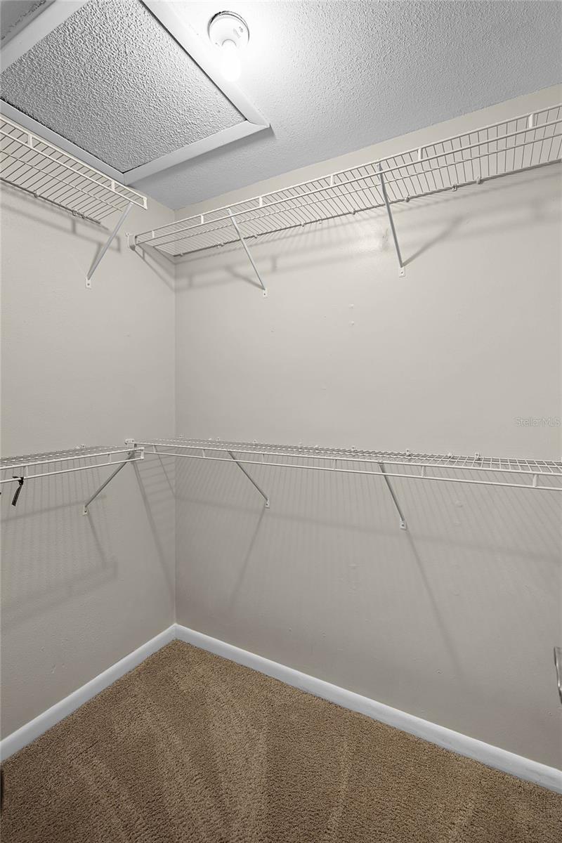 7016 VILLAGE DR, LAKE WALES, FL, 33898