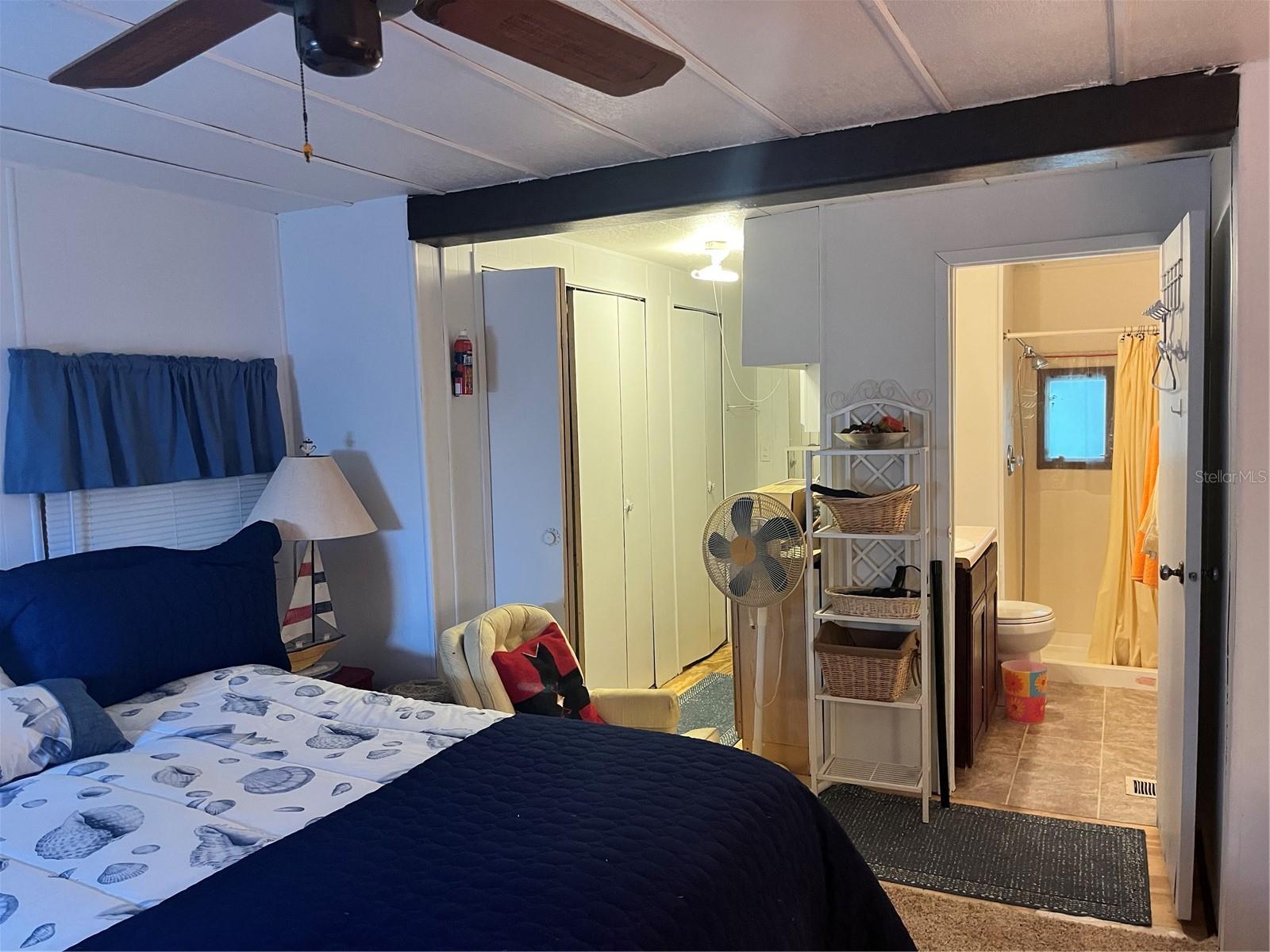 A4640412 Property Photo