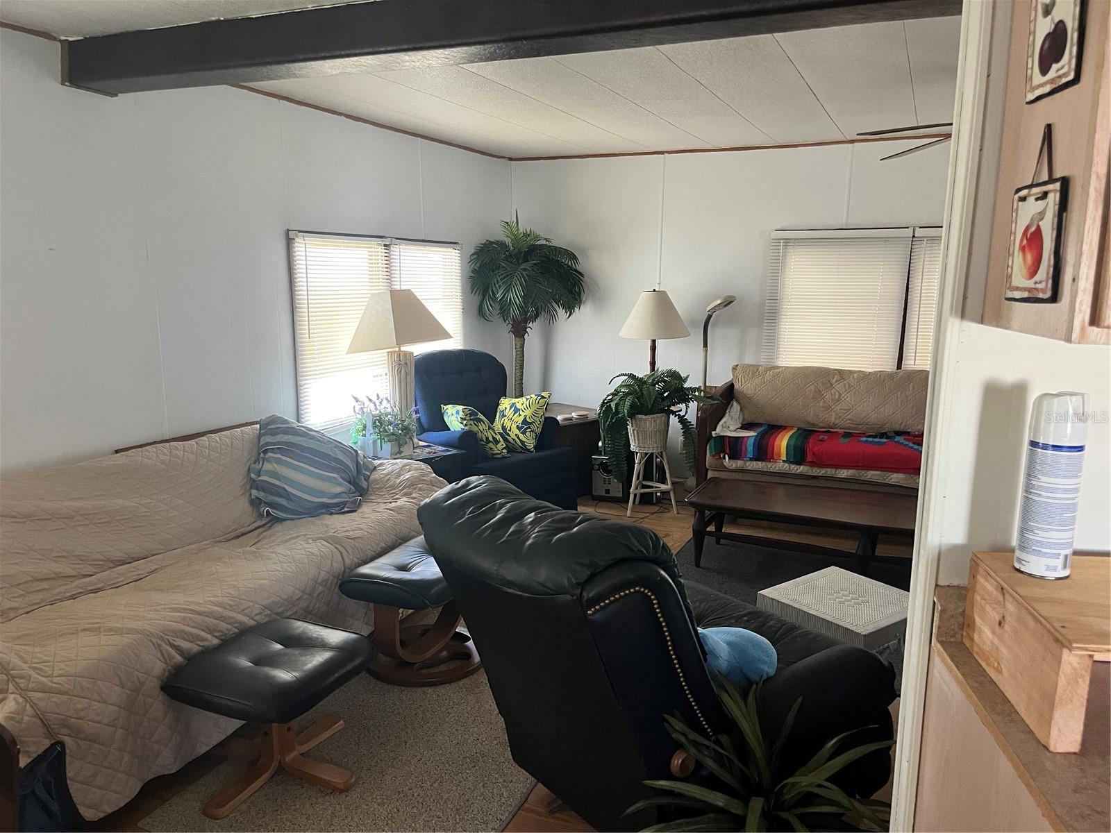 A4640412 Property Photo