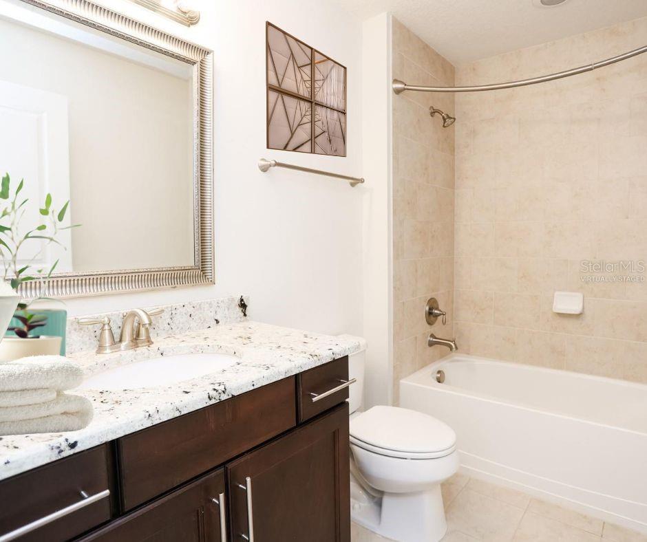 9705 BAY GROVE LN, TAMPA, FL, 33615