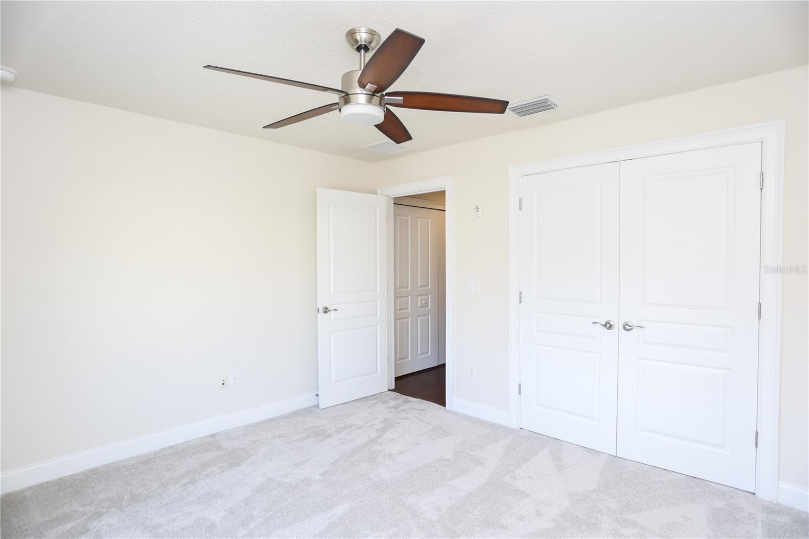 9705 BAY GROVE LN, TAMPA, FL, 33615