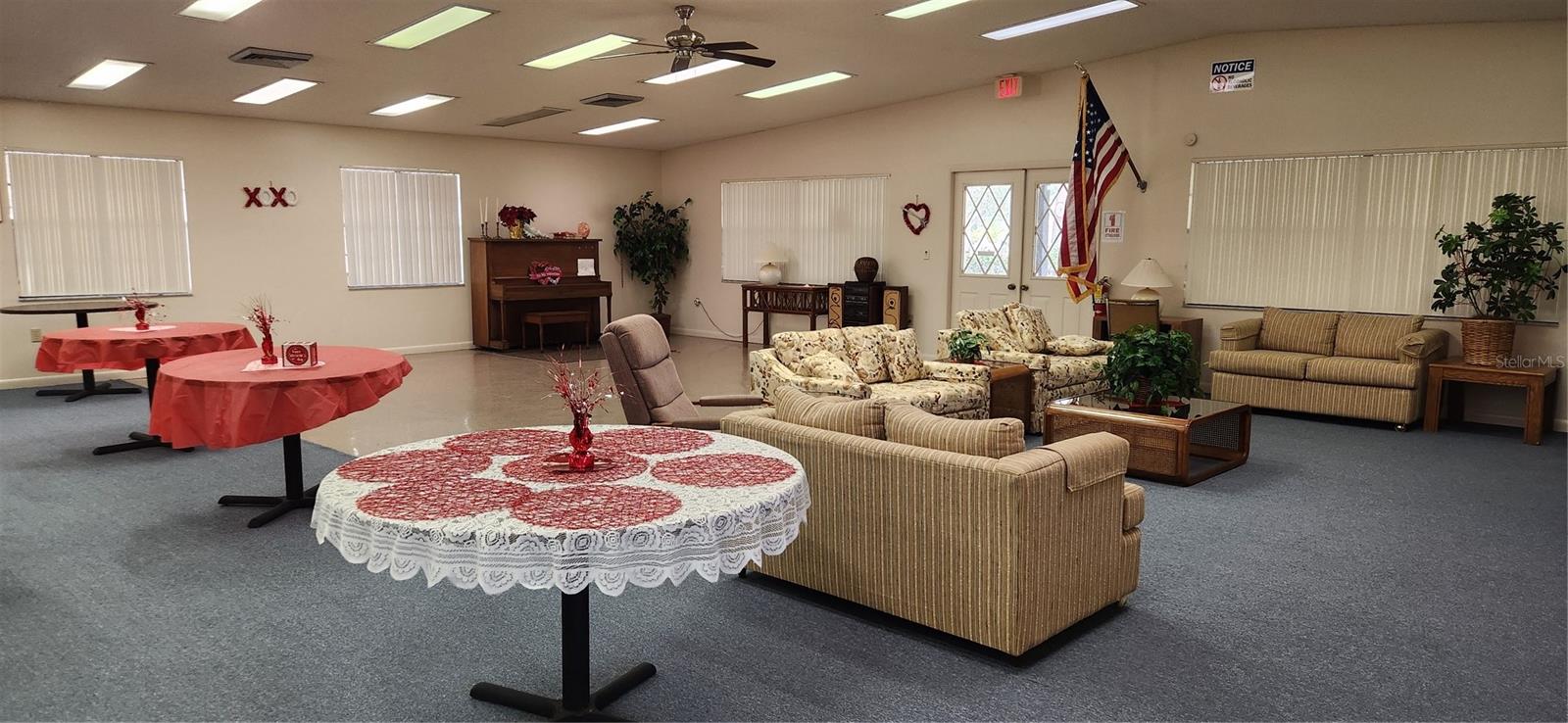 B4901832 Property Photo