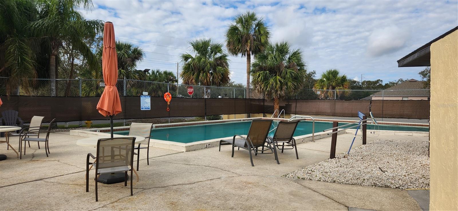 B4901832 Property Photo