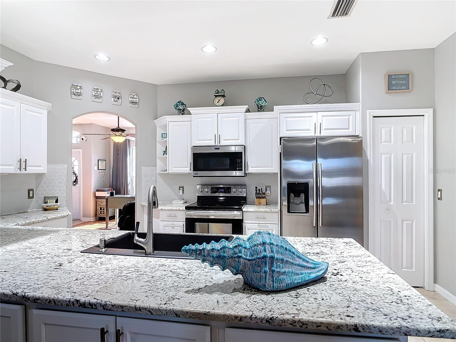 2115 PAN AMERICAN BLVD, NORTH PORT, FL, 34287