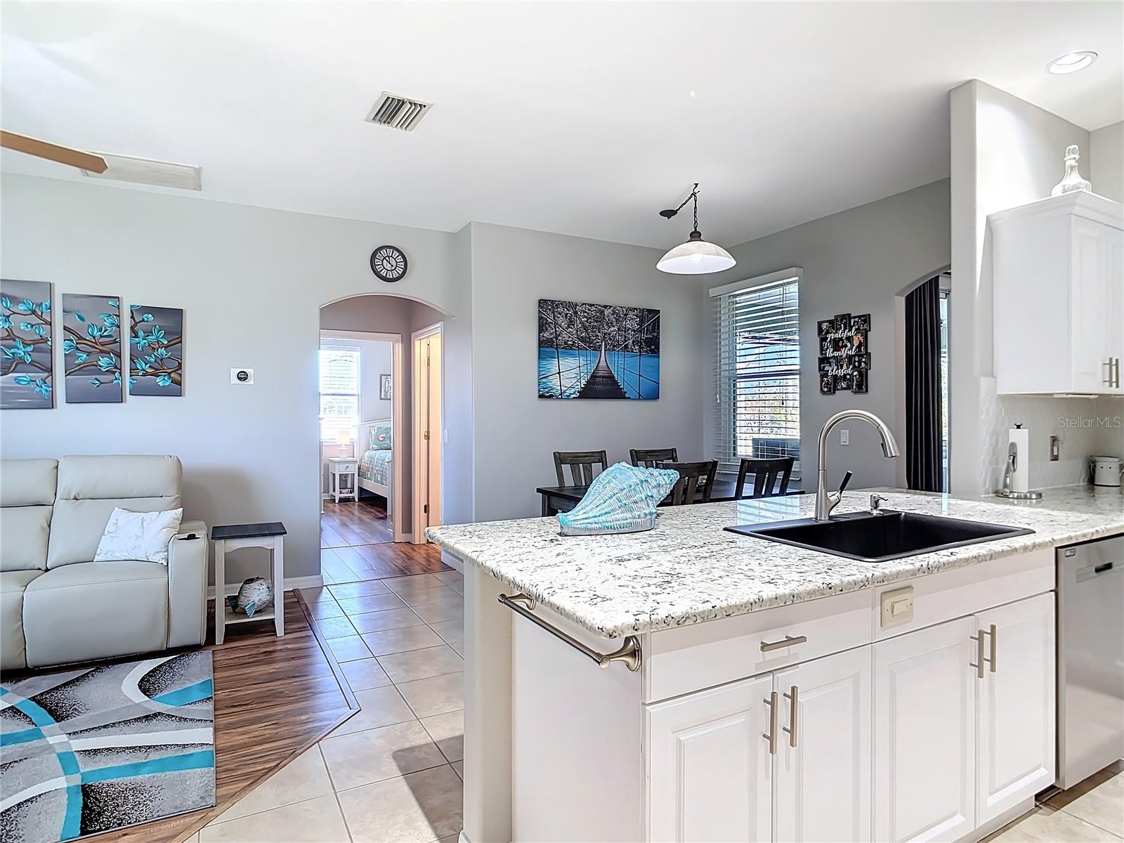 2115 PAN AMERICAN BLVD, NORTH PORT, FL, 34287