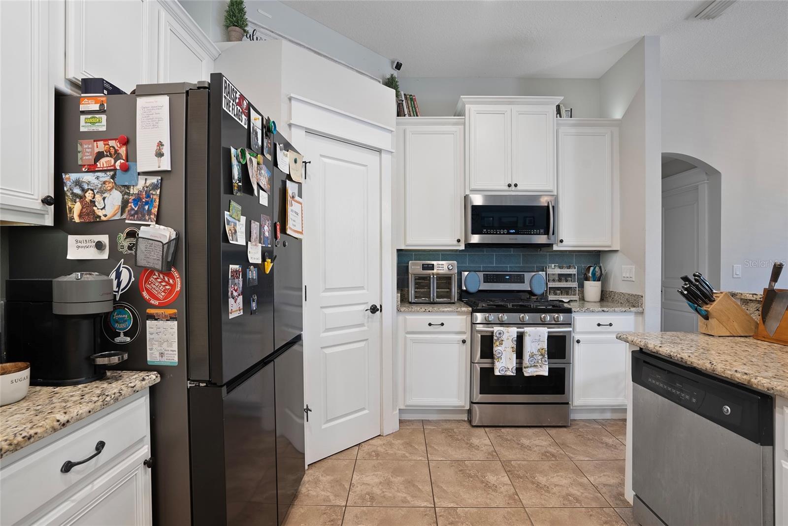 15664 STARLING WATER DR, LITHIA, FL, 33547