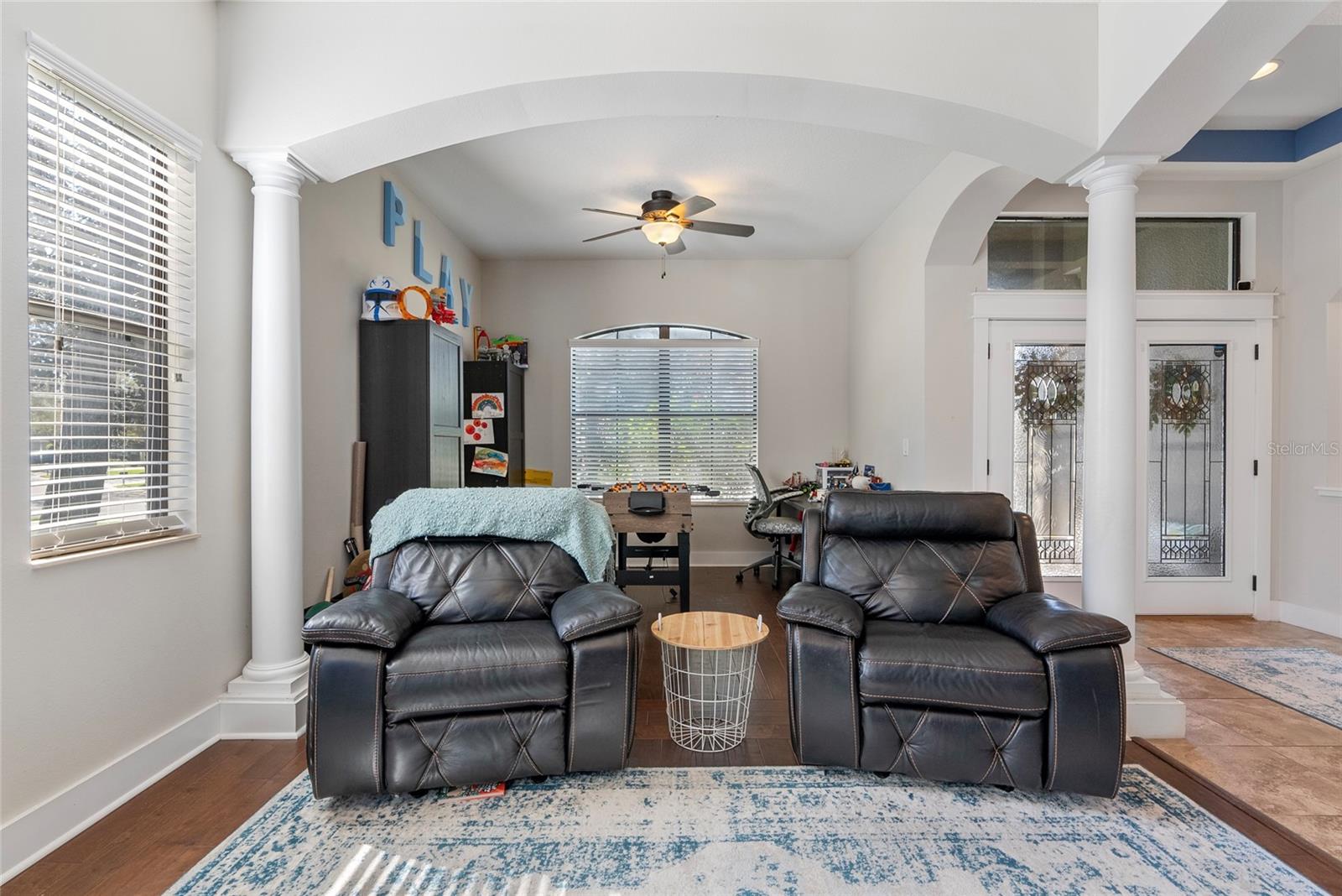 15664 STARLING WATER DR, LITHIA, FL, 33547