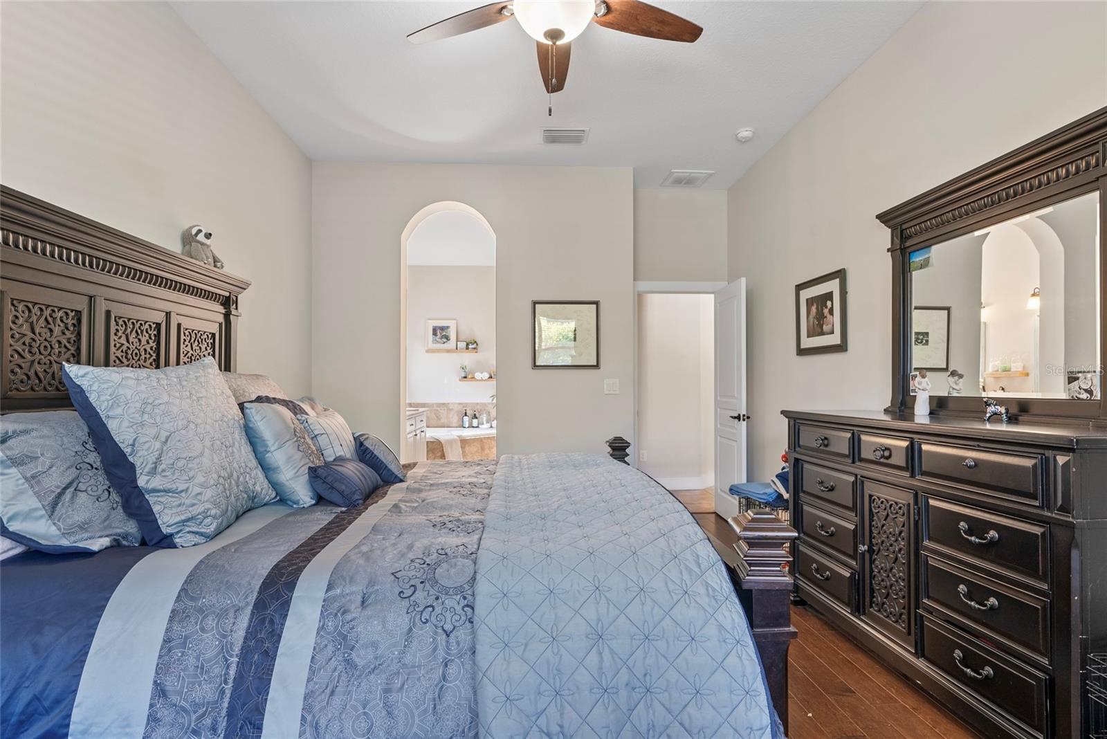 15664 STARLING WATER DR, LITHIA, FL, 33547