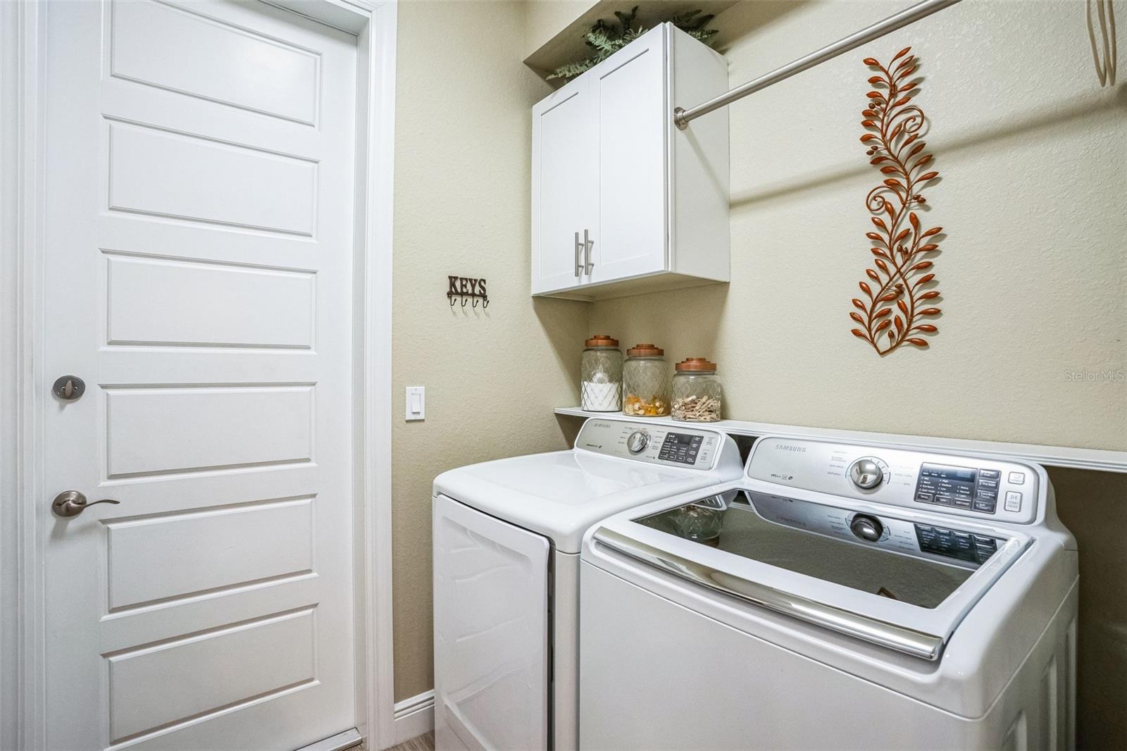 1129 ROTONDA CIR, ROTONDA WEST, FL, 33947