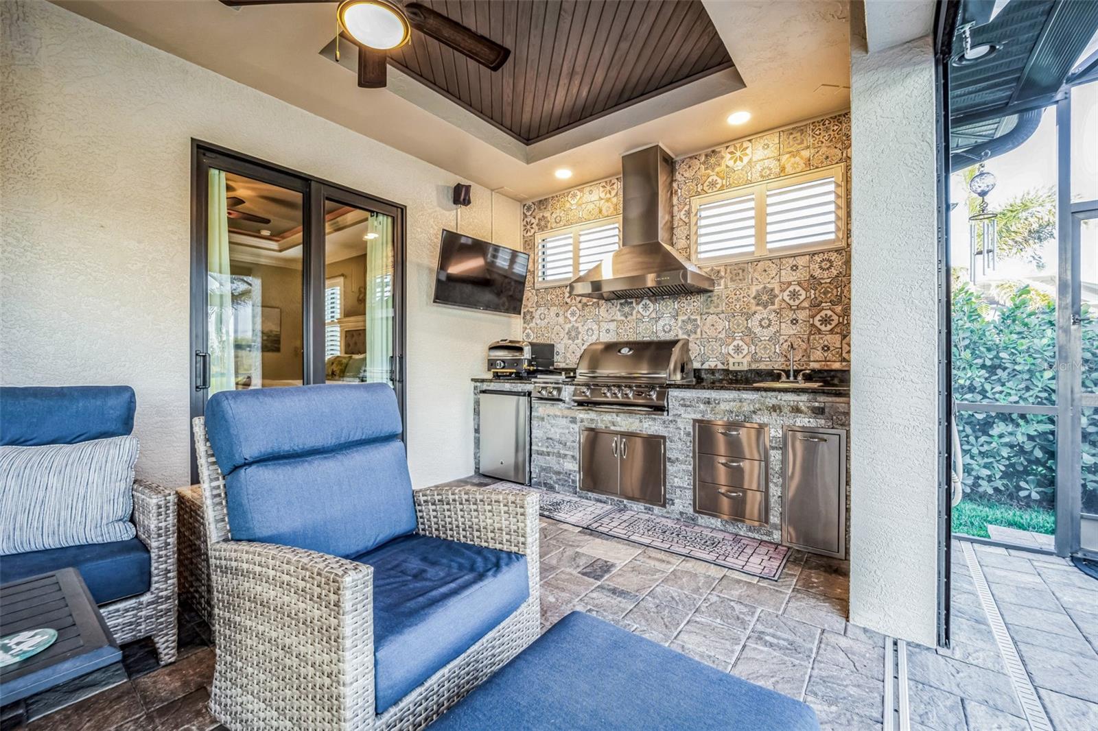 1129 ROTONDA CIR, ROTONDA WEST, FL, 33947