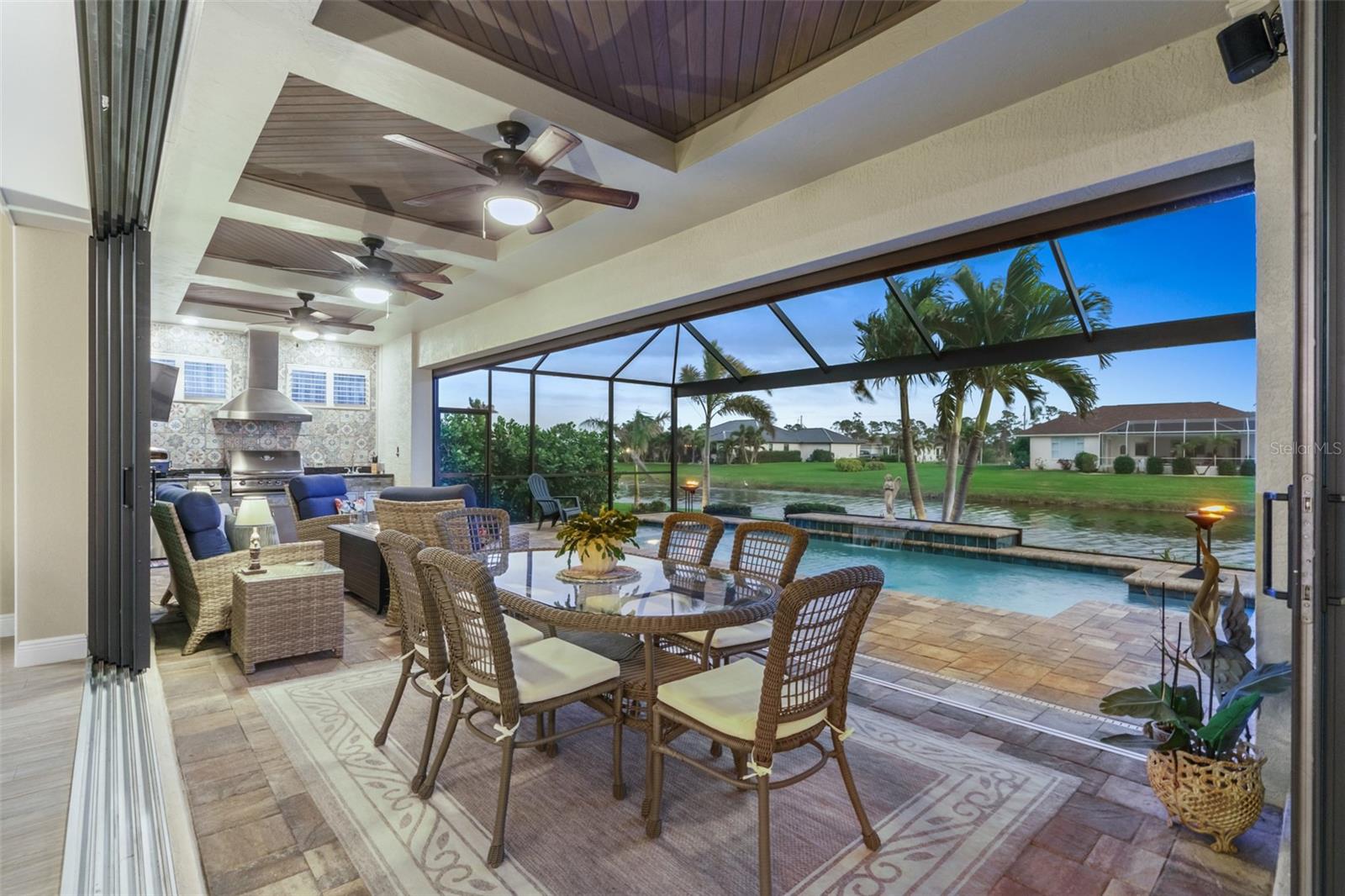 1129 ROTONDA CIR, ROTONDA WEST, FL, 33947