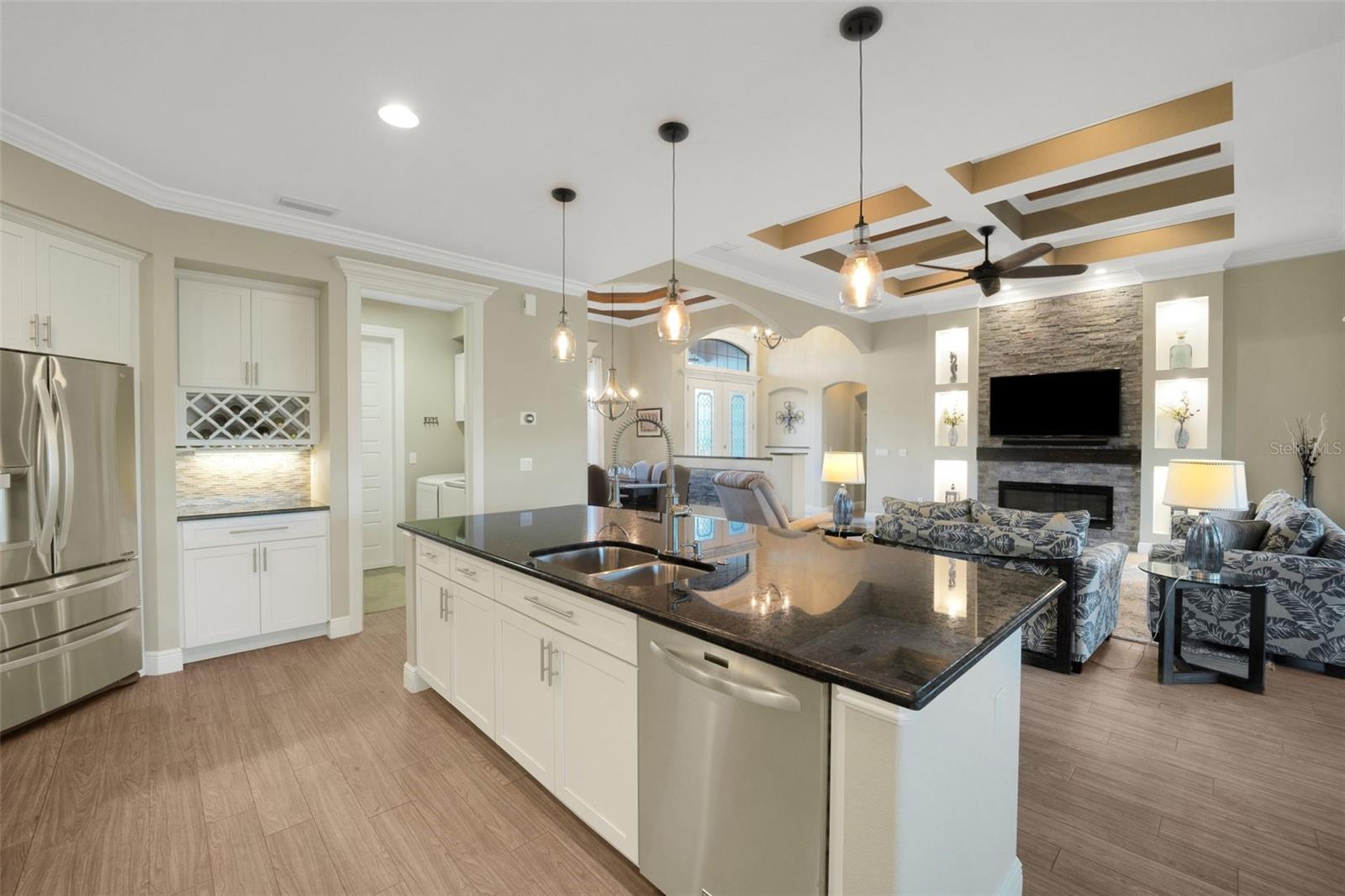 1129 ROTONDA CIR, ROTONDA WEST, FL, 33947