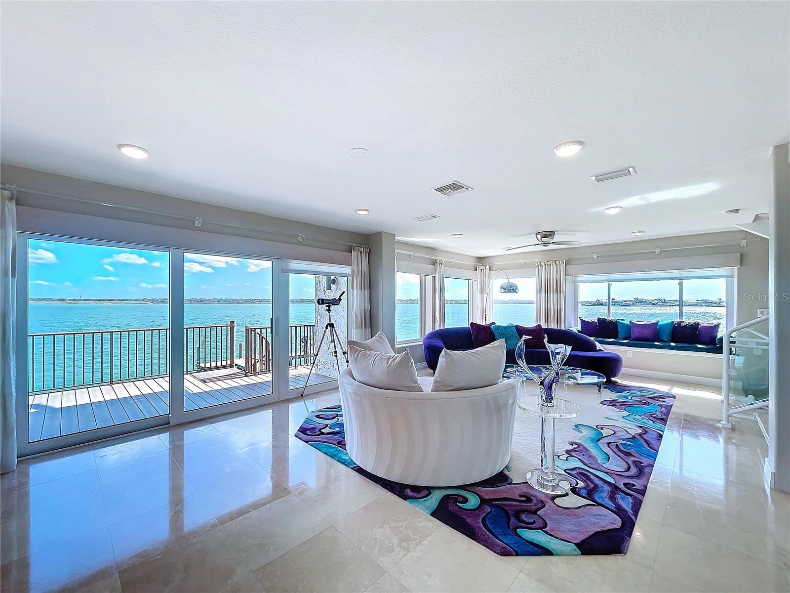173 MARINA DEL REY CT, CLEARWATER BEACH, FL, 33767