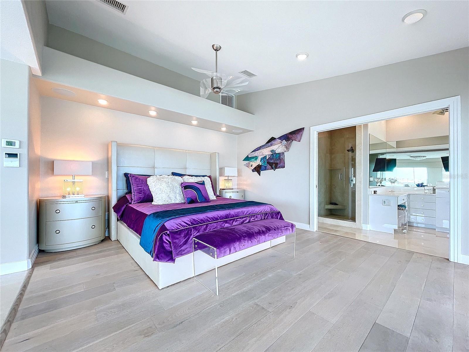 173 MARINA DEL REY CT, CLEARWATER BEACH, FL, 33767