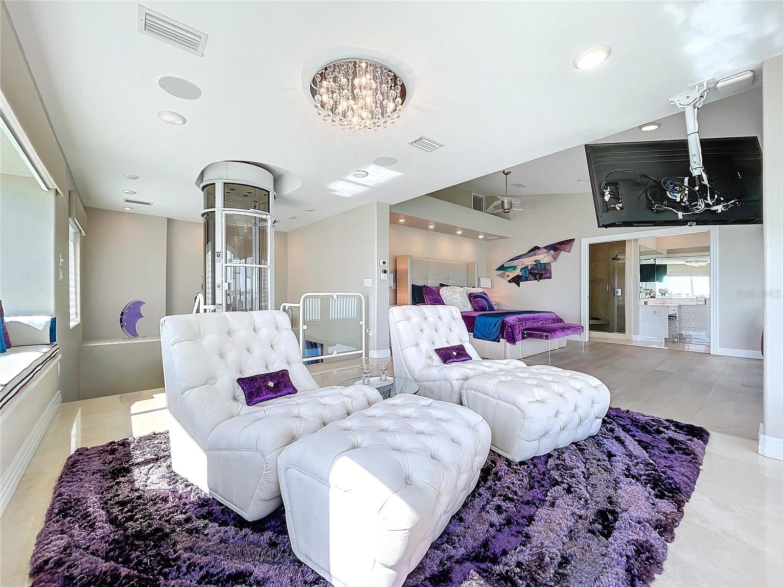 173 MARINA DEL REY CT, CLEARWATER BEACH, FL, 33767