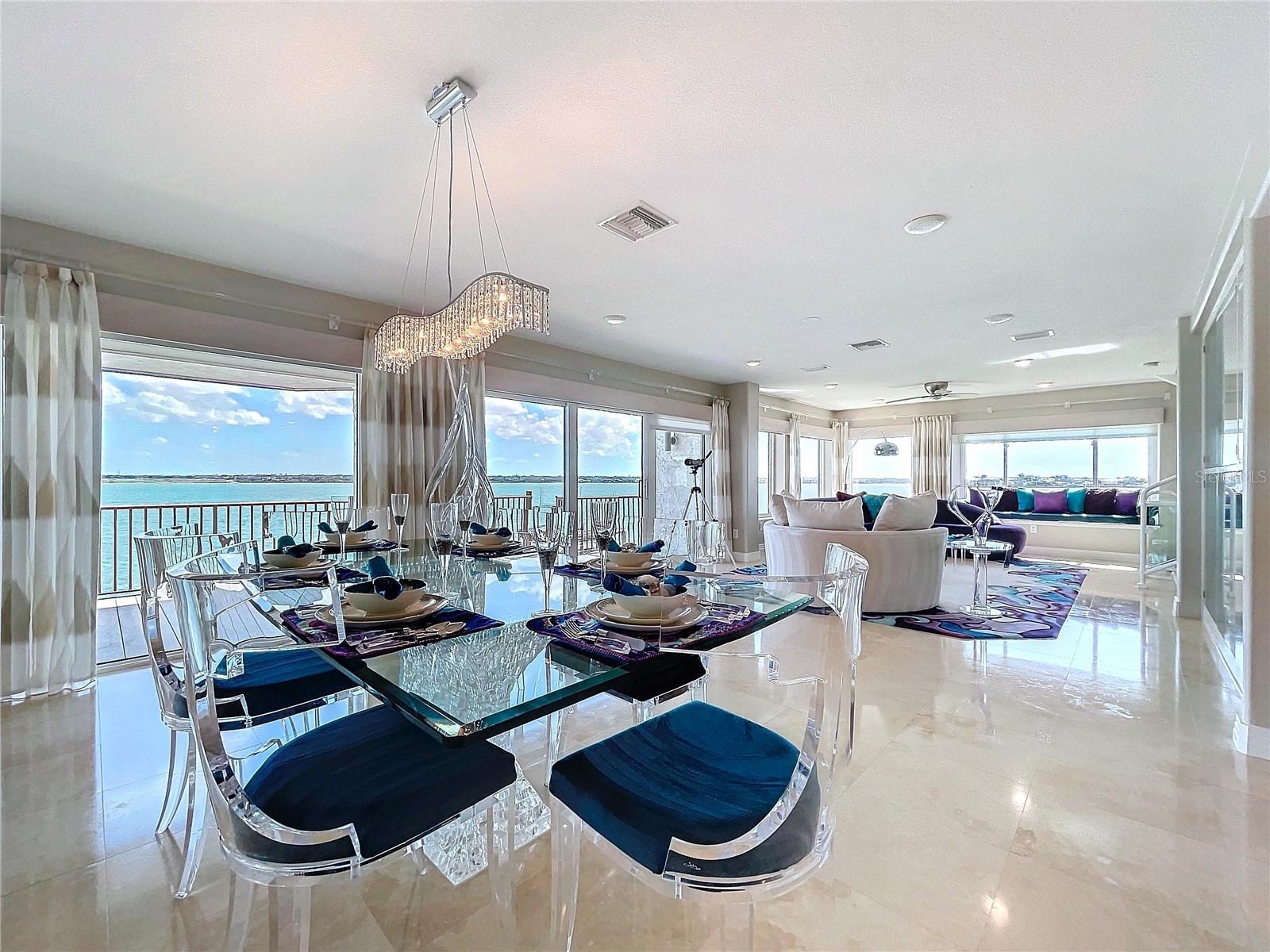 173 MARINA DEL REY CT, CLEARWATER BEACH, FL, 33767