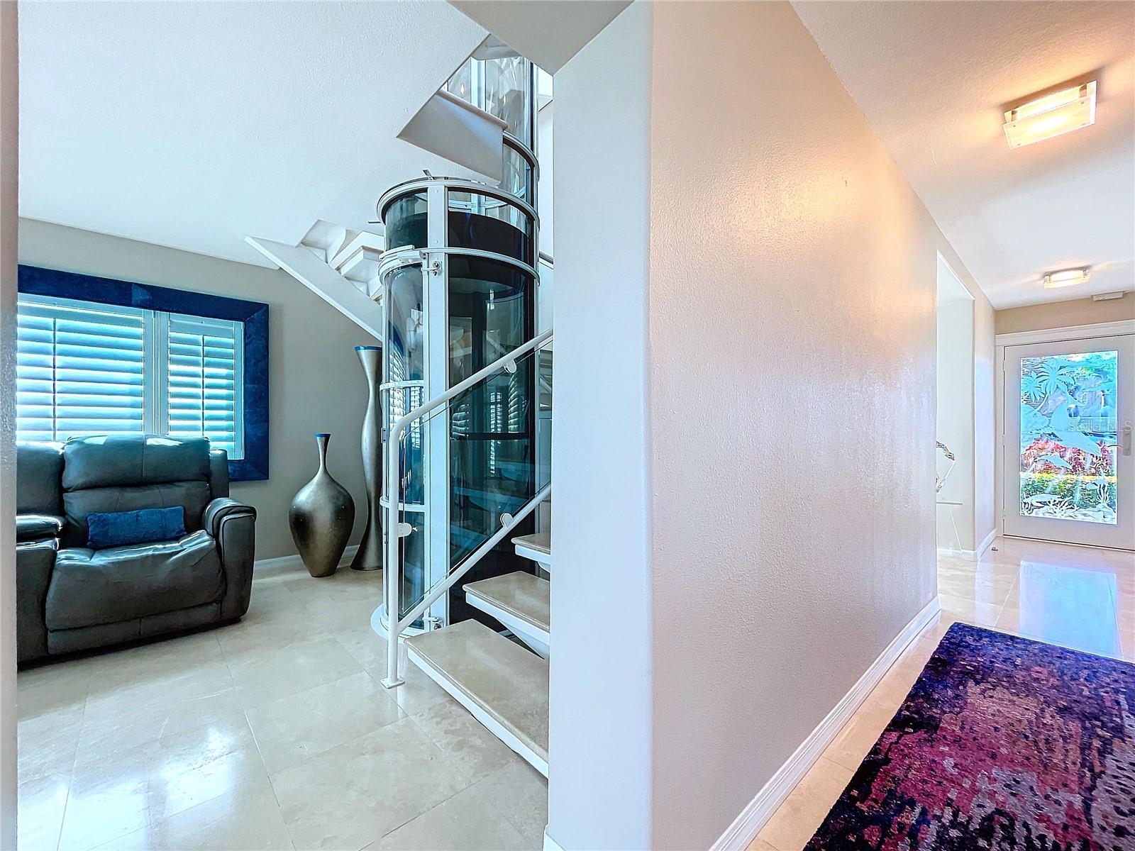 173 MARINA DEL REY CT, CLEARWATER BEACH, FL, 33767