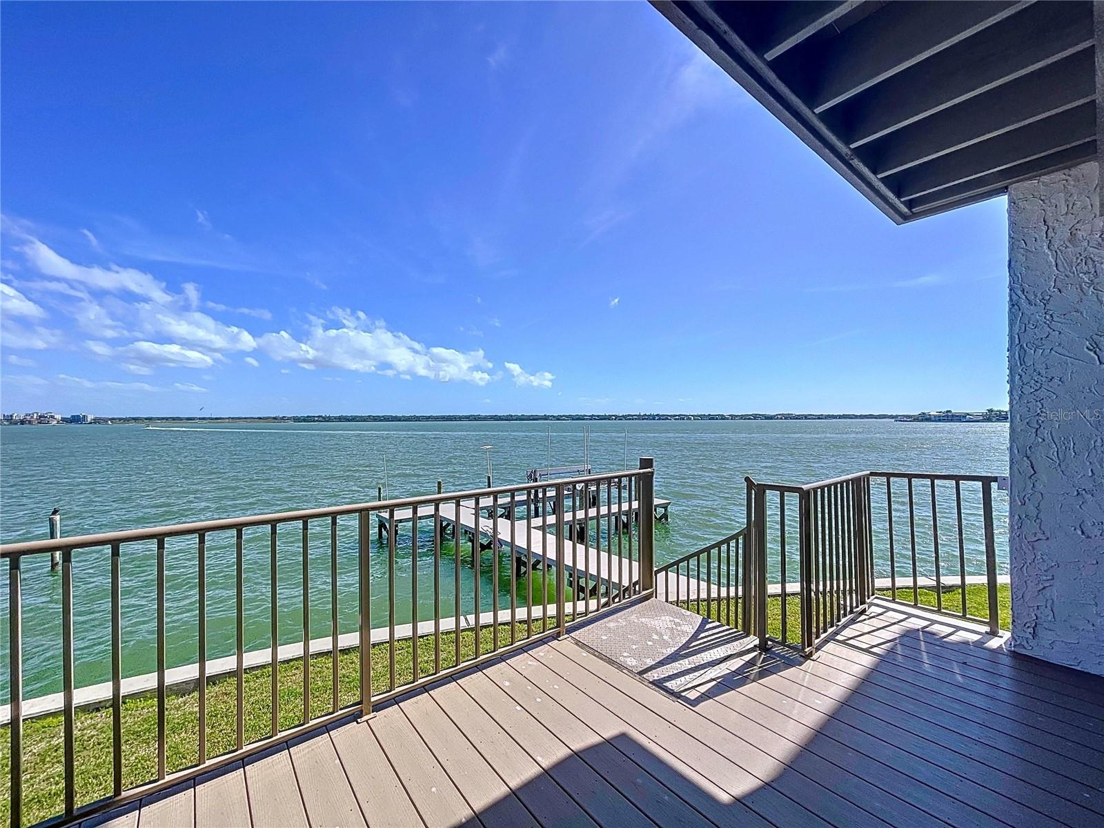 173 MARINA DEL REY CT, CLEARWATER BEACH, FL, 33767