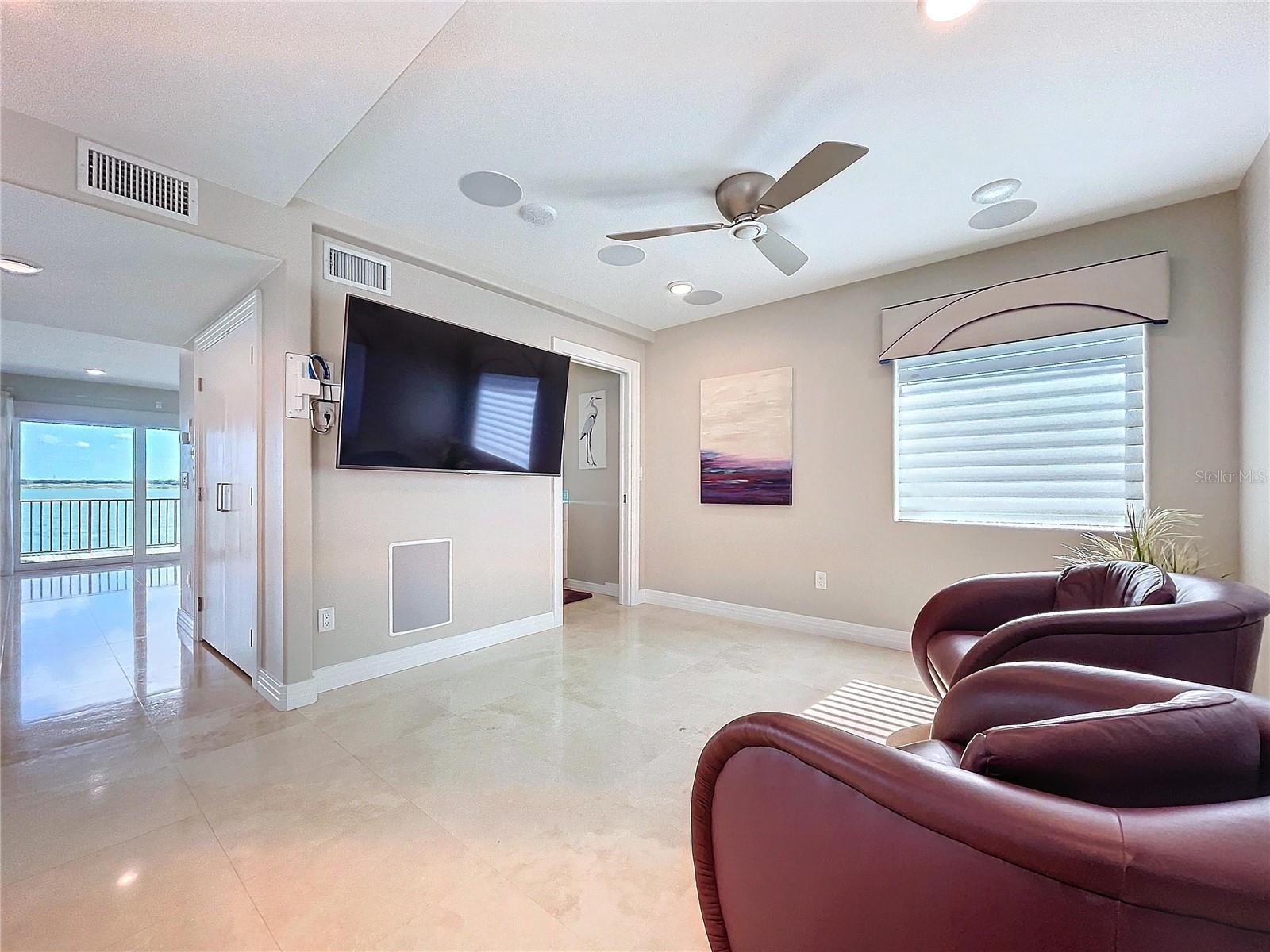 173 MARINA DEL REY CT, CLEARWATER BEACH, FL, 33767