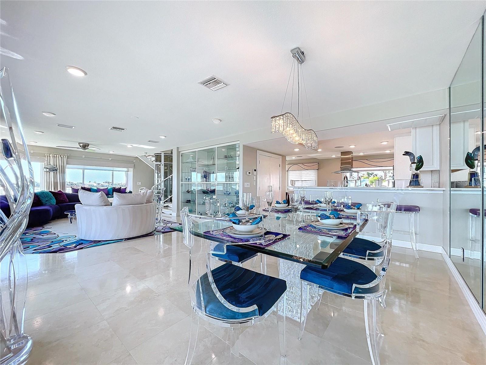 173 MARINA DEL REY CT, CLEARWATER BEACH, FL, 33767