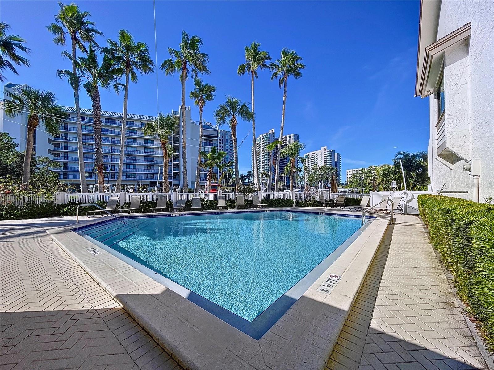 173 MARINA DEL REY CT, CLEARWATER BEACH, FL, 33767