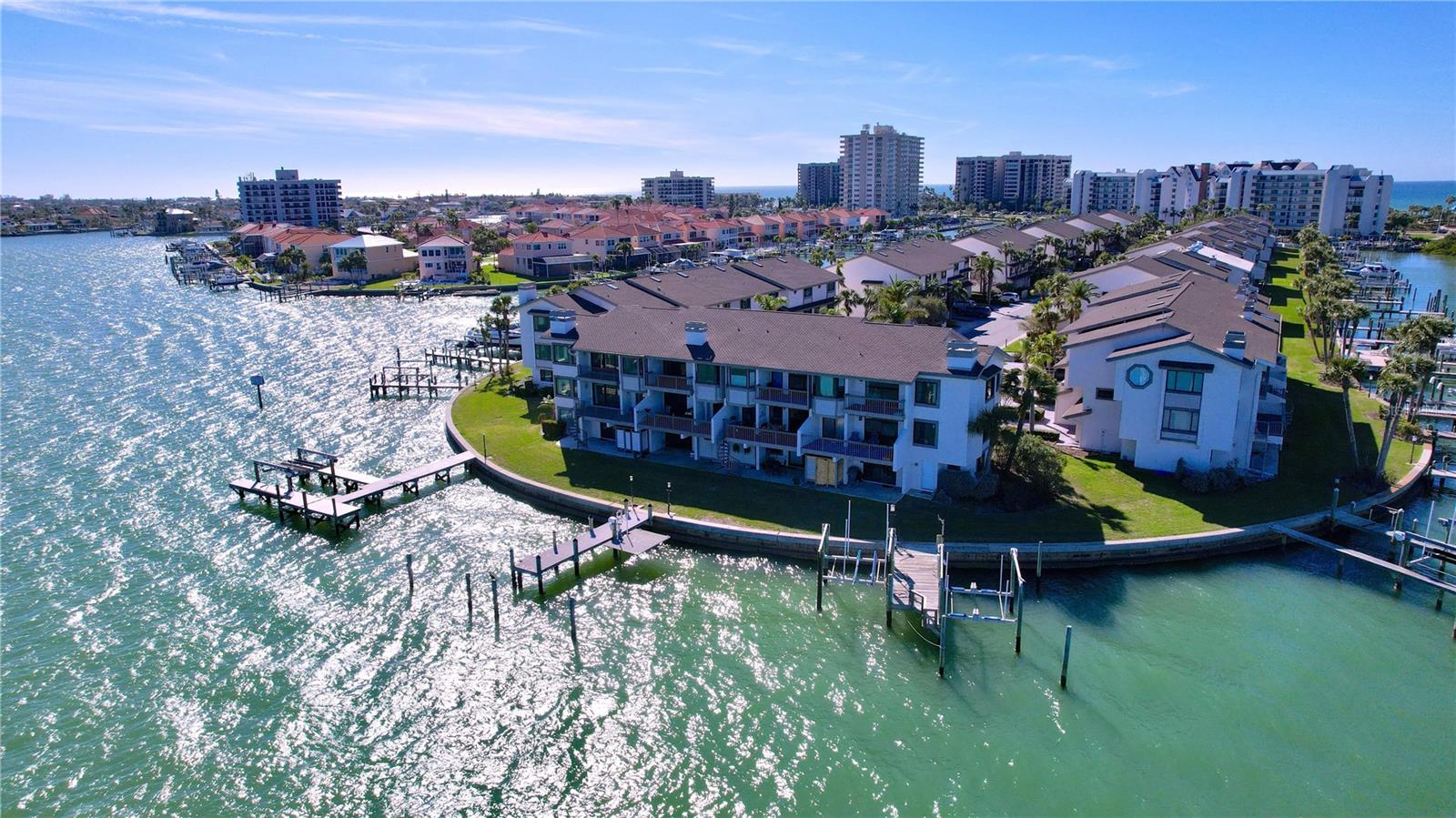 173 MARINA DEL REY CT, CLEARWATER BEACH, FL, 33767