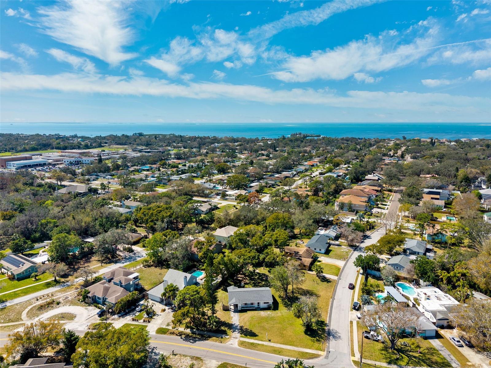 705 RIVERSIDE DR, TARPON SPRINGS, FL, 34689