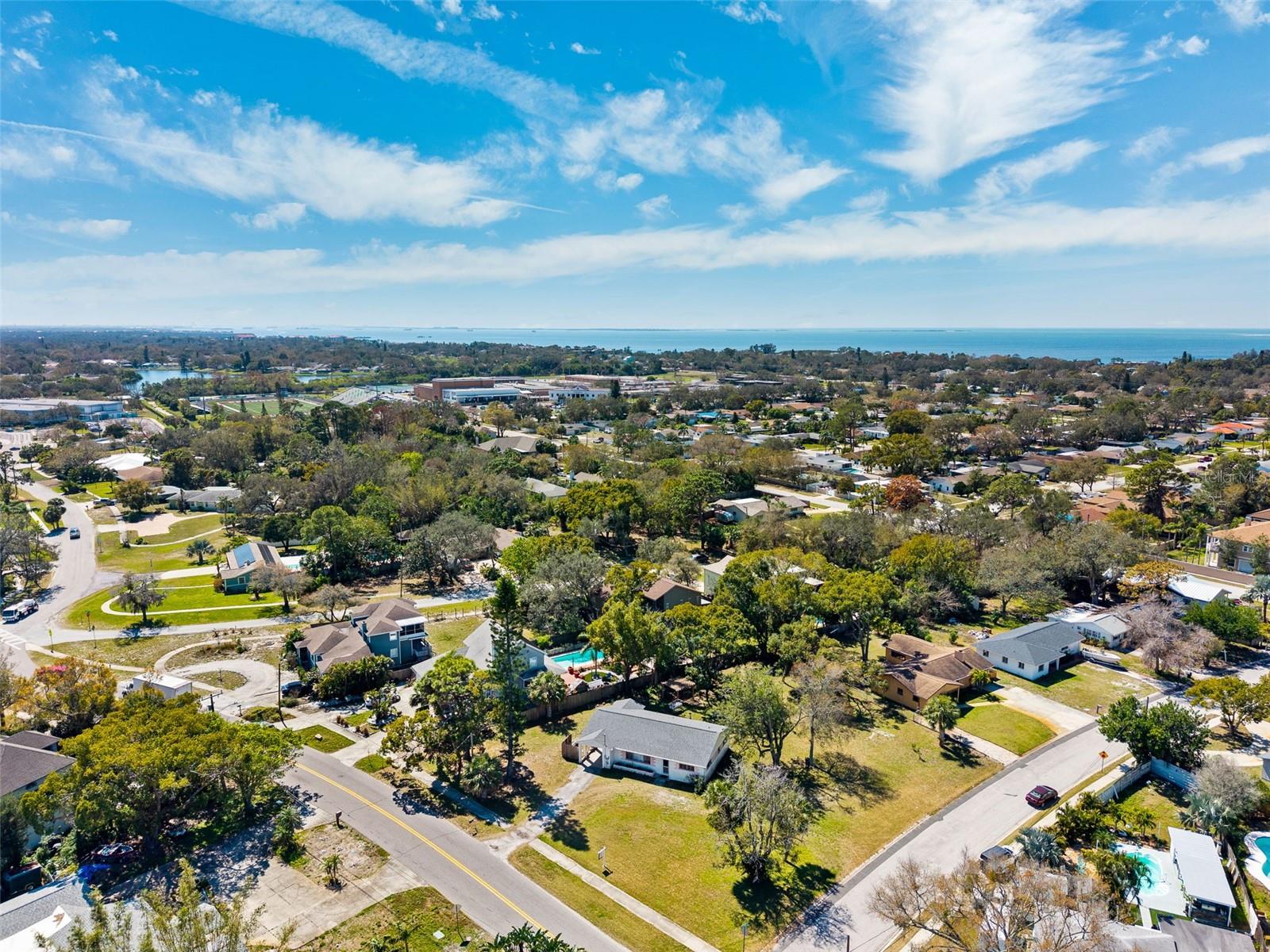 705 RIVERSIDE DR, TARPON SPRINGS, FL, 34689